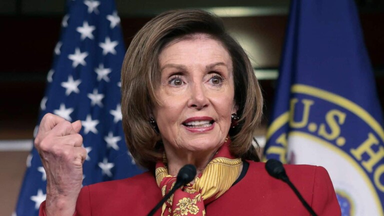 Nancy Patricia Pelosi, femme politique amÃ©ricaine, membre du Parti dÃ©mocrate et prÃ©sidente de la Chambre des reprÃ©sentants des Ã‰tats-Unis de 2007 Ã  2011 et depuis 2019