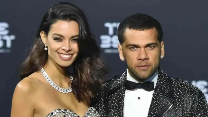 Dani Alves et sa femme Joana Sanz en 2017 Â© AFP