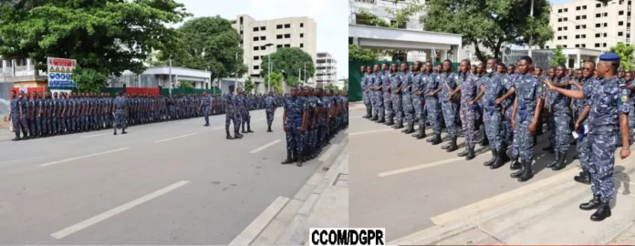 Police rÃ©publicaine dÃ©filÃ©