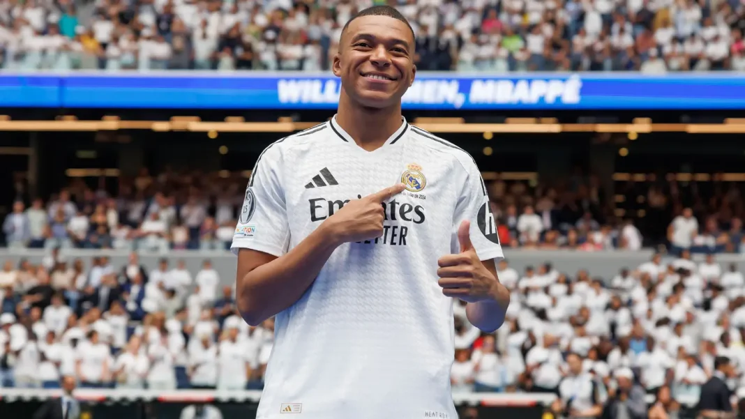 Kylian MbappÃ© sous le maillot du Real Madrid @realmadrid